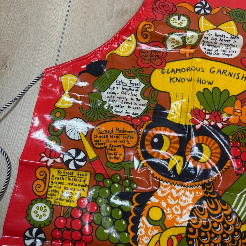 Vintage Erika Glamorous Garnish Know-How Owl Apron Red Retro Kitsch Wipeable